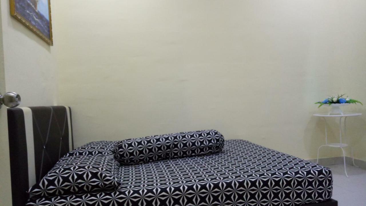 Gambang Homestay Banglomuslim Kuantan Buitenkant foto