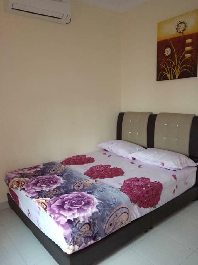 Gambang Homestay Banglomuslim Kuantan Buitenkant foto